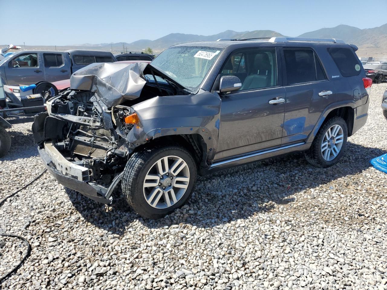 TOYOTA 4RUNNER SR5