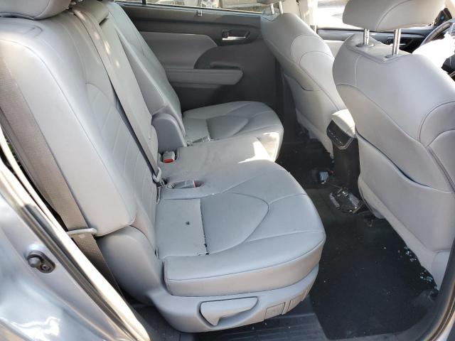 2020 TOYOTA HIGHLANDER XLE 5TDHZRBH4LS030877