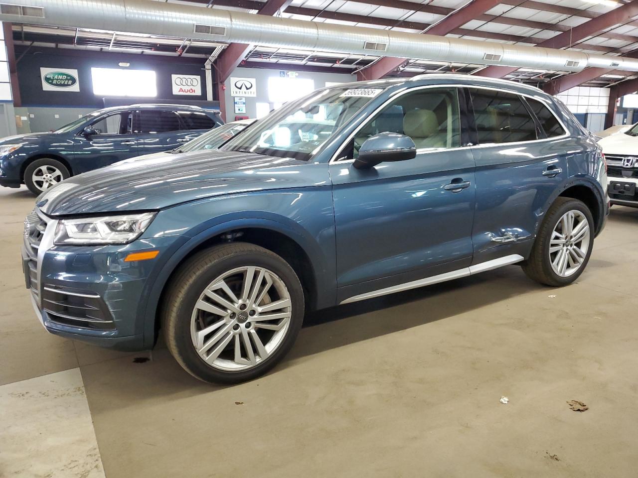 AUDI Q5 PREMIUM PLUS