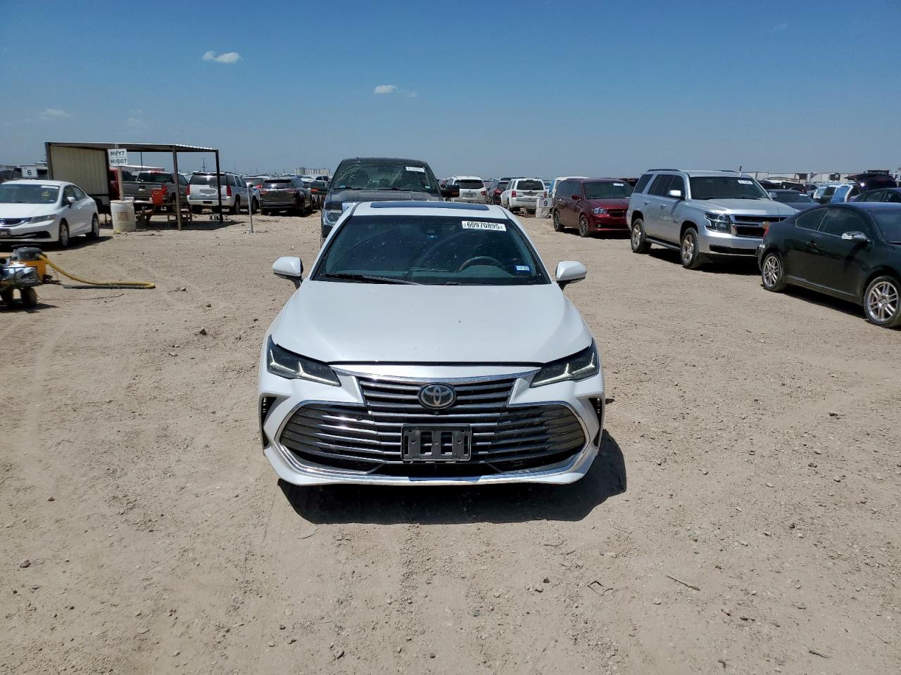 TOYOTA AVALON XLE