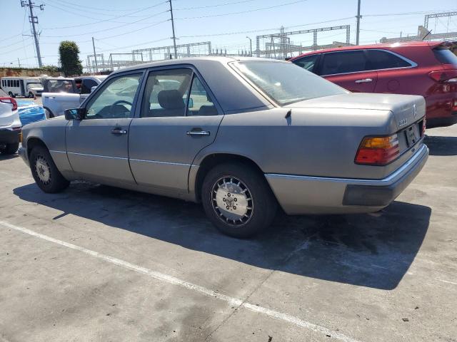 Vin: wdbea30d5lb235704, lot: 59443215, mercedes-benz 300-class e 19902