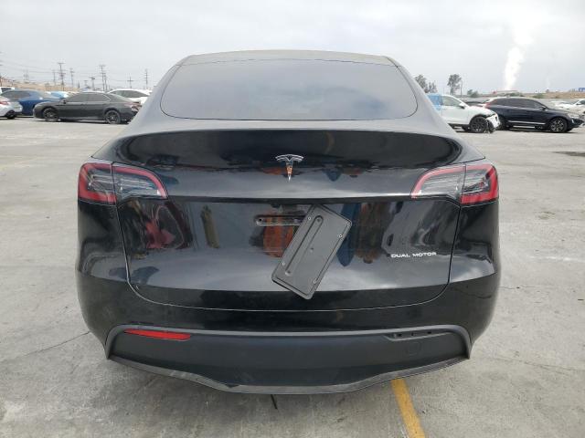 2025 TESLA MODEL Y 7SAYGDEE6SF240249