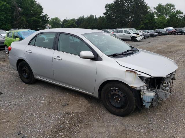 Vin: 2t1bu4ee4dc920623, lot: 62096835, toyota corolla base 20134