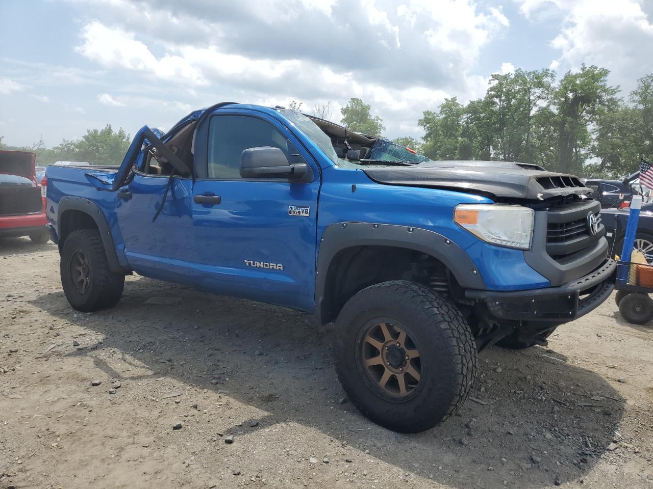 TOYOTA TUNDRA CREWMAX SR5