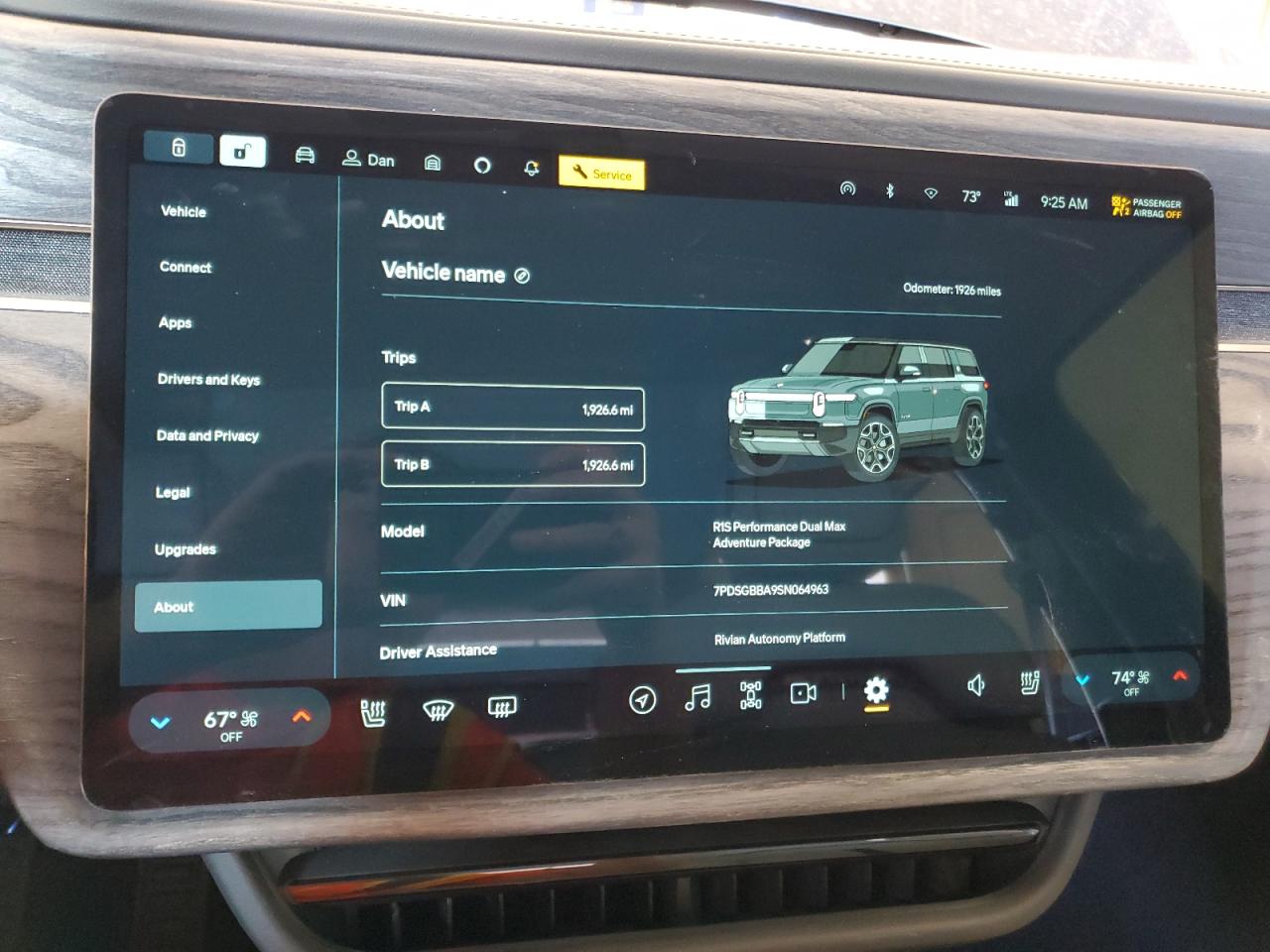 RIVIAN R1S ADVENTURE