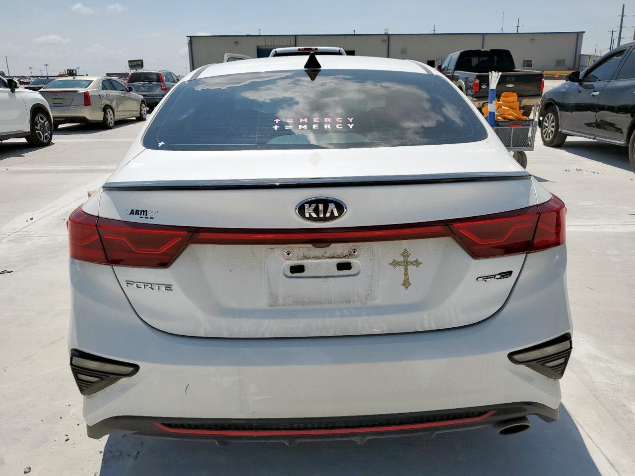 KIA FORTE GT LINE