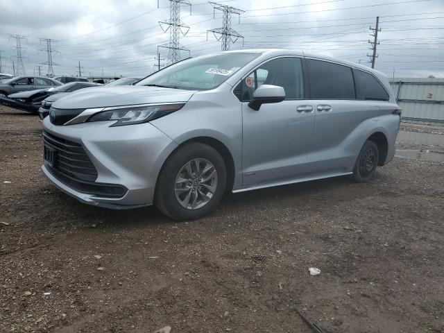 TOYOTA SIENNA LE