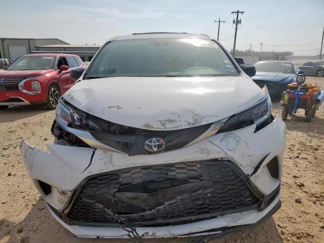 2021 TOYOTA SIENNA XSE 5TDDRKECXMS011869