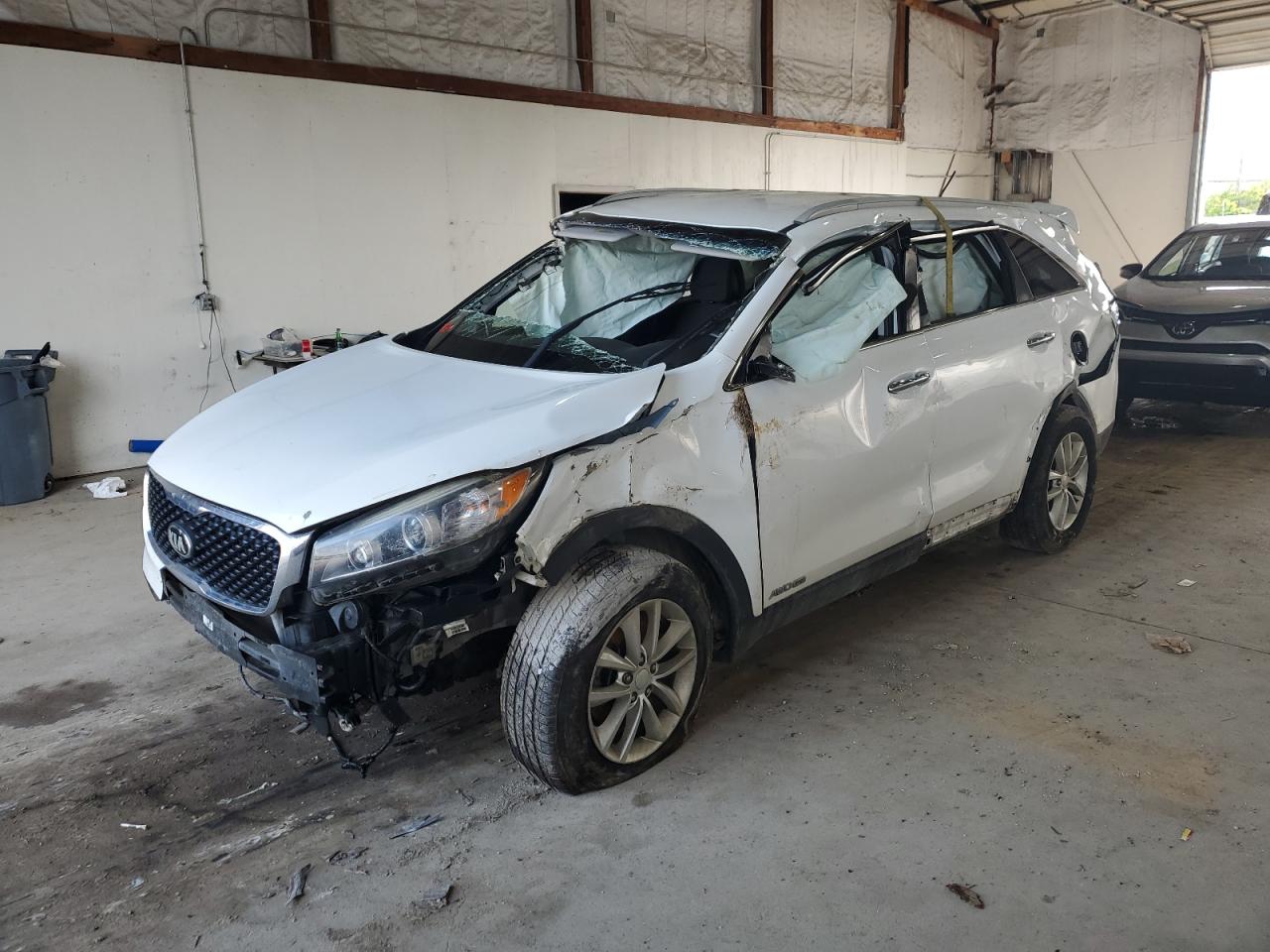 KIA SORENTO LX