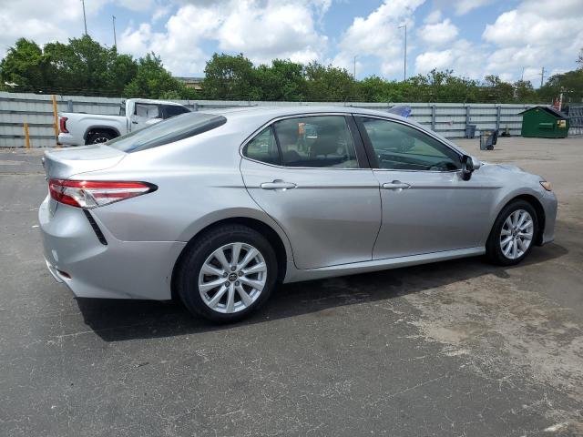 Vin: 4t1b11hk4ju050326, lot: 61695165, toyota camry l 20183