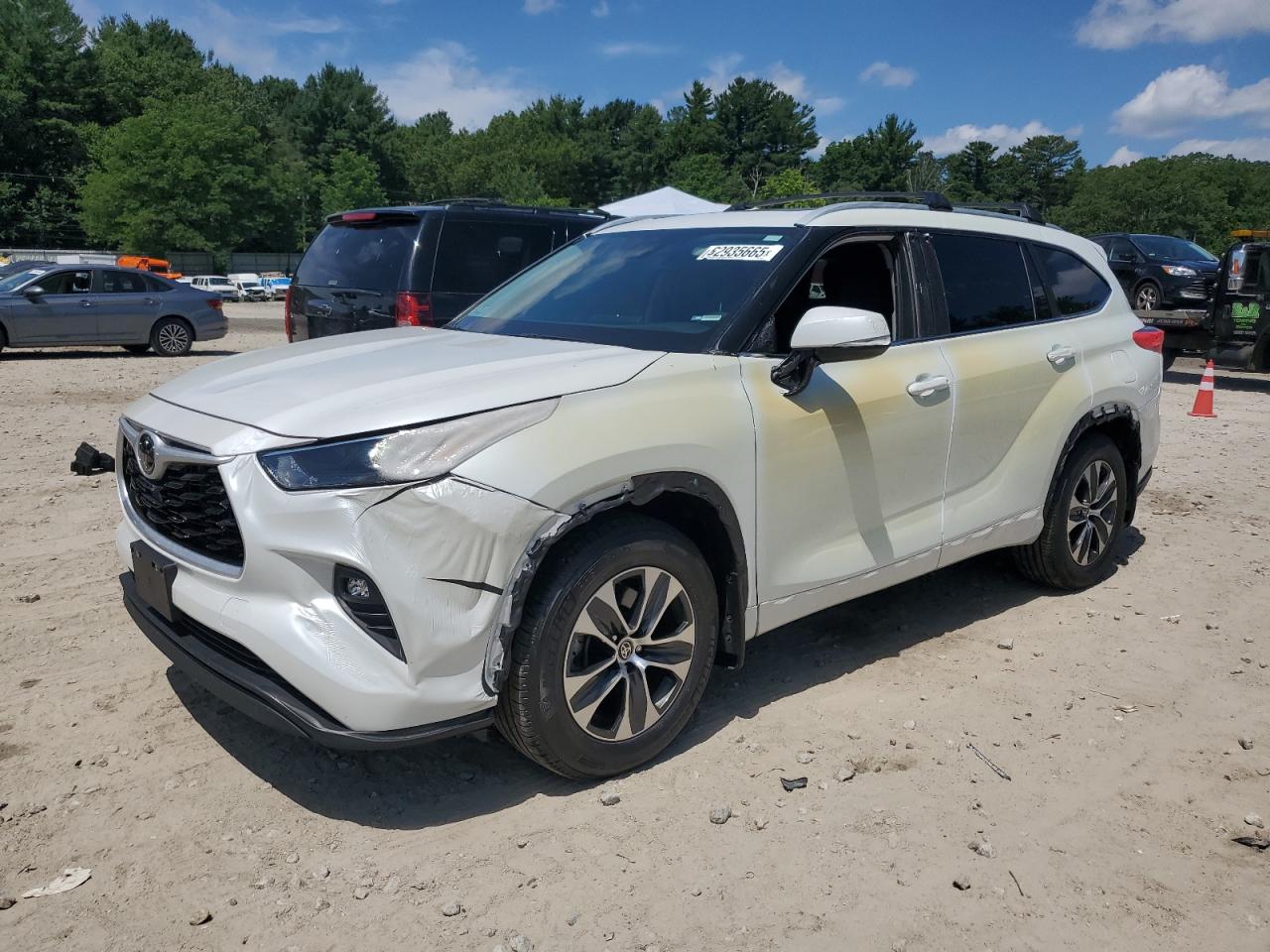 TOYOTA HIGHLANDER LE