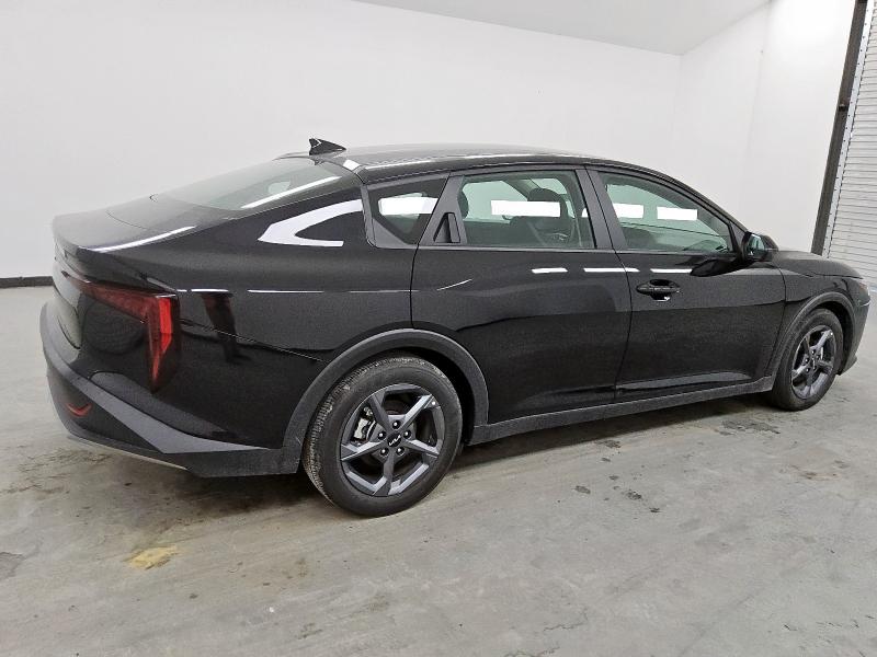 Vin: 3kpft4de5se019295, lot: 62157085, kia k4 lx lx 20253