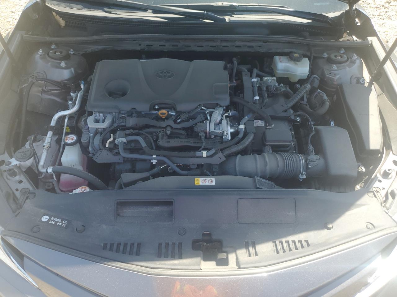 Toyota Camry le 2020