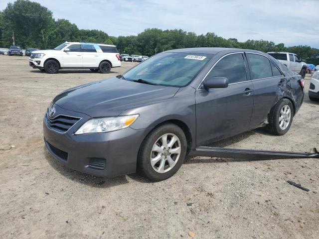 TOYOTA CAMRY BASE
