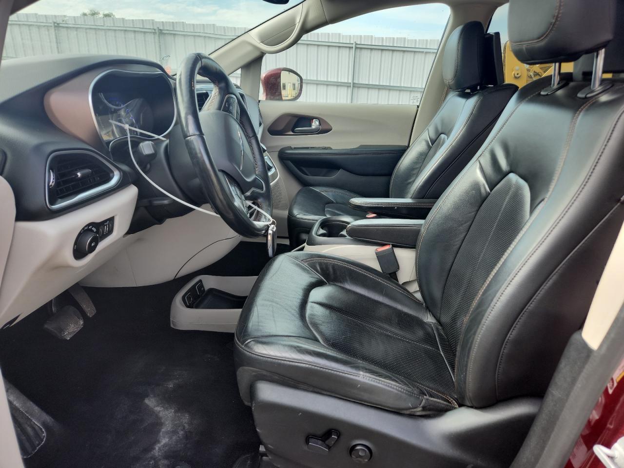 CHRYSLER PACIFICA TOURING L PLUS