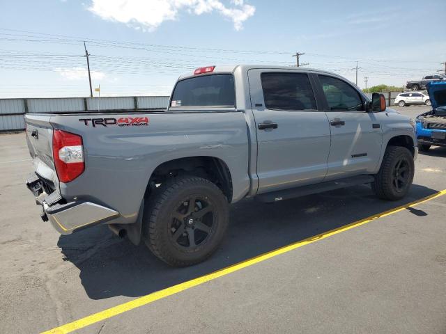TOYOTA TUNDRA CRE 2018 gray  gas 5TFDY5F10JX682099 photo #4