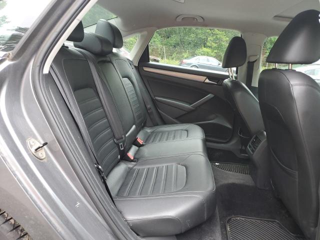 2015 VOLKSWAGEN PASSAT SE 1VWBT7A3XFC008550