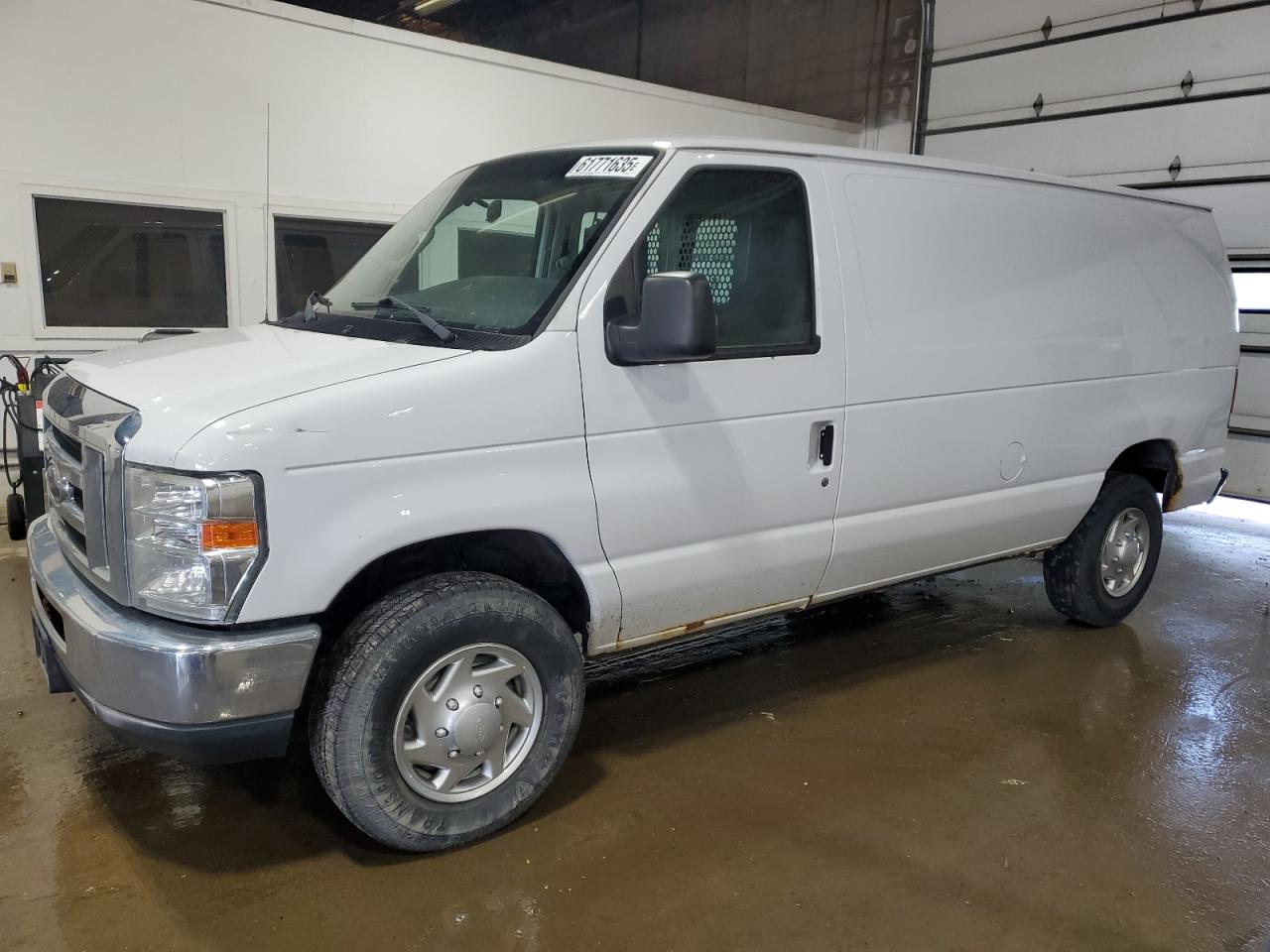 FORD ECONOLINE E250 VAN