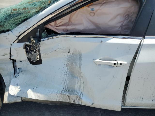 2016 ACURA ILX BASE W 19UDE2F33GA025657