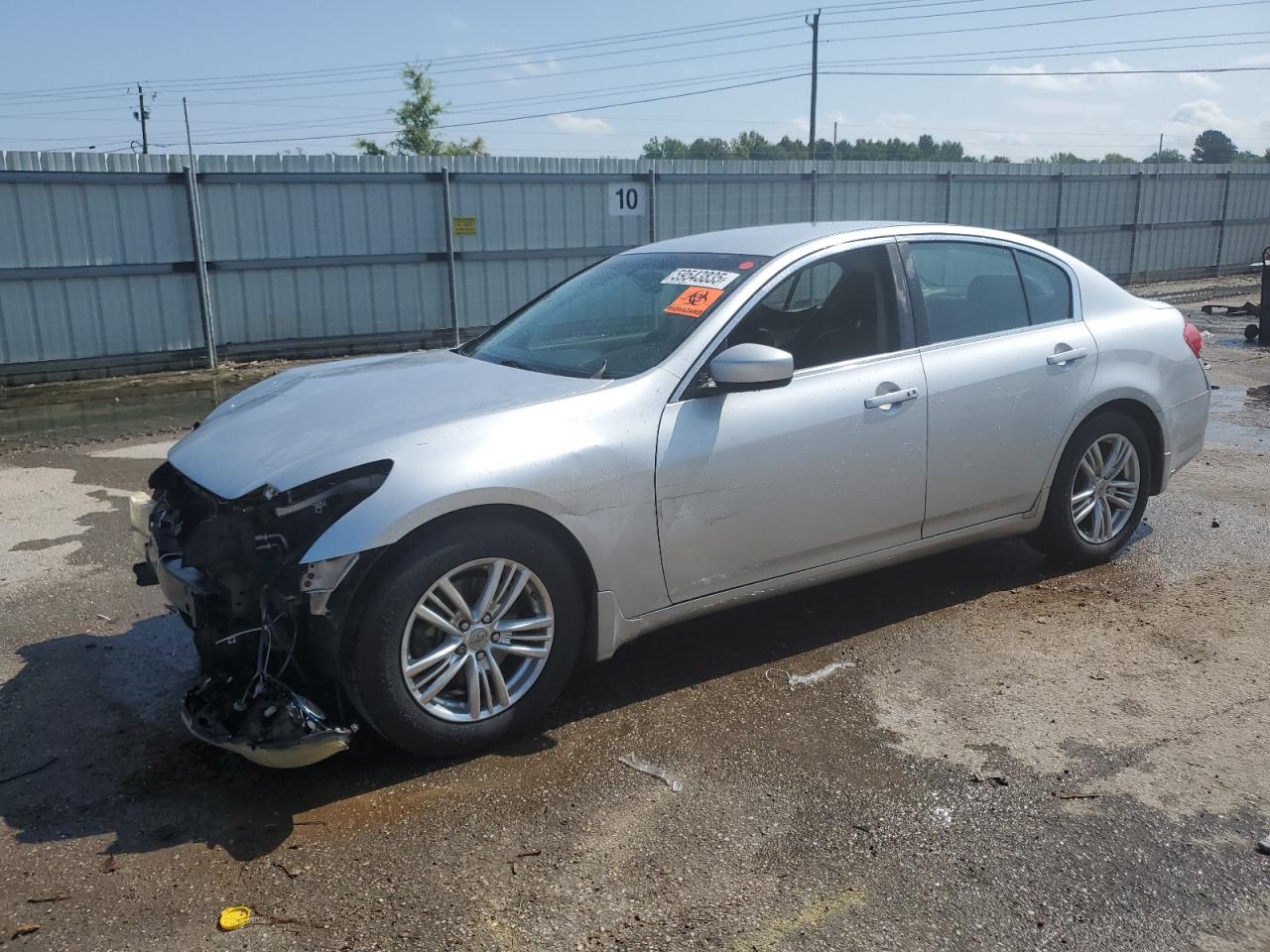 INFINITI G25 BASE