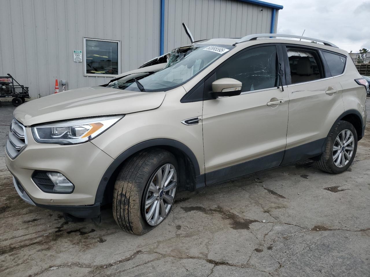 FORD ESCAPE TITANIUM
