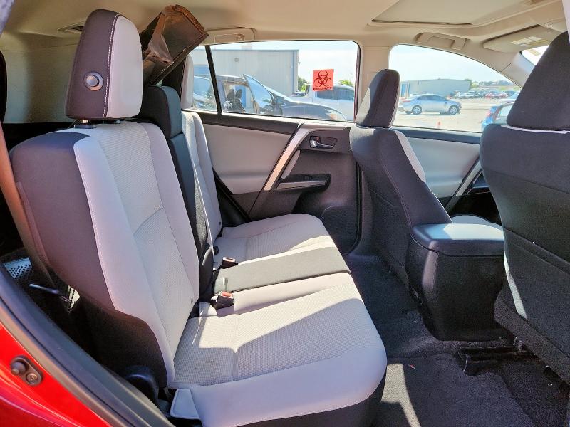 2017 TOYOTA RAV4 XLE - JTMWFREV6HJ113801