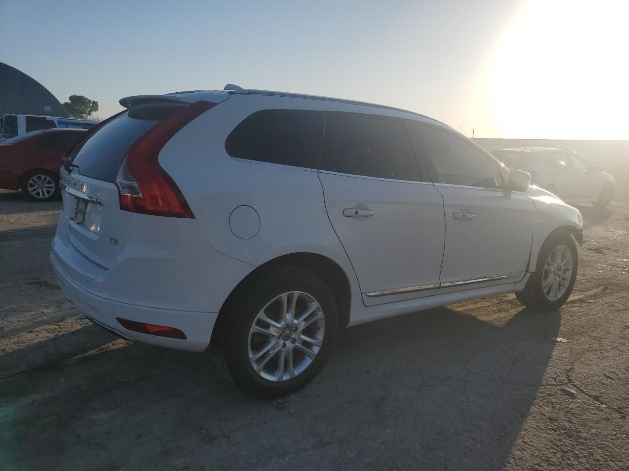 VOLVO XC60 T5 PREMIER