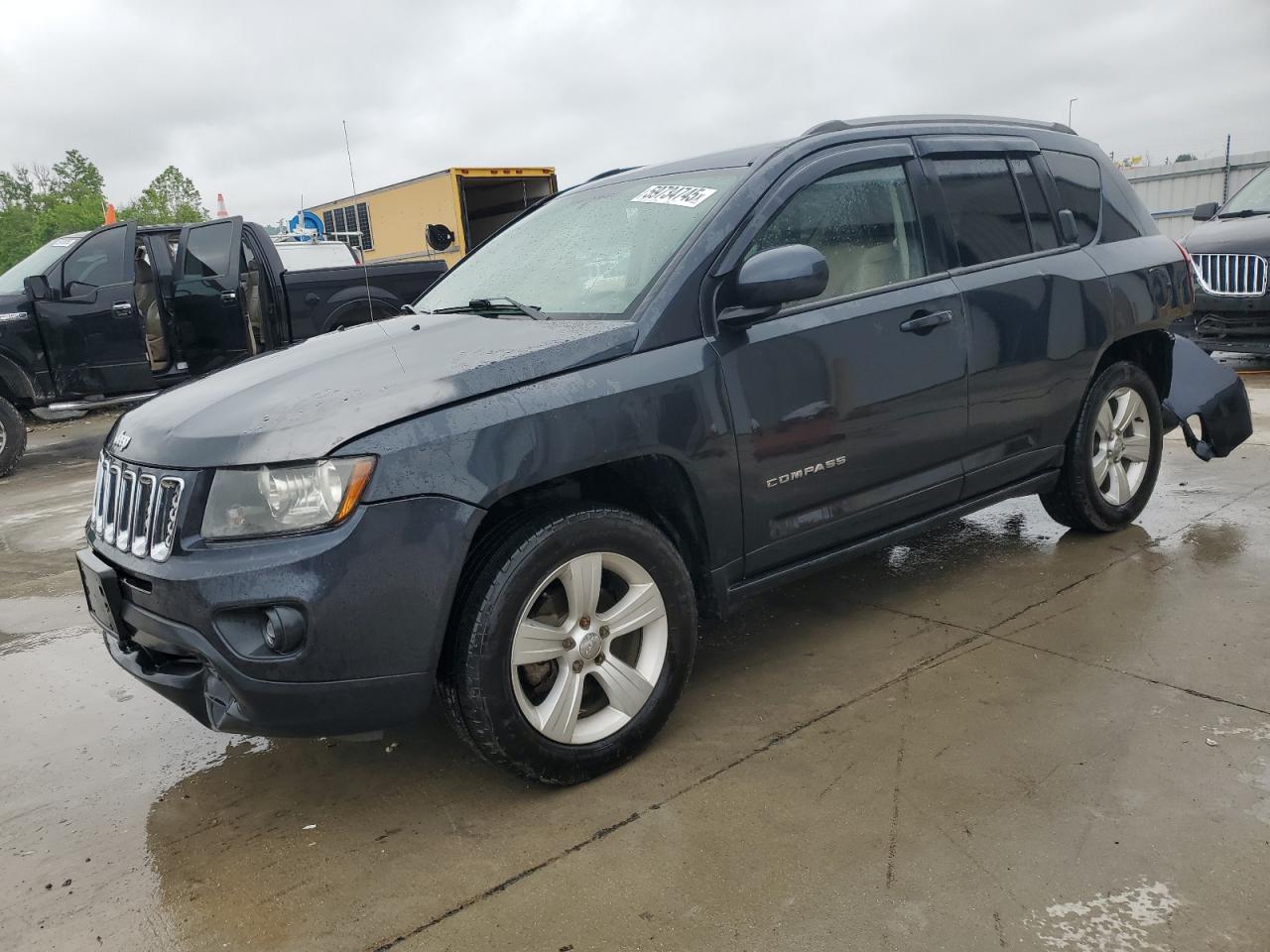  Salvage Jeep Compass
