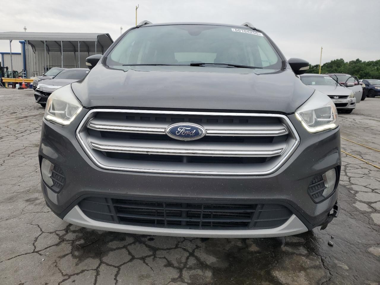 FORD ESCAPE TITANIUM