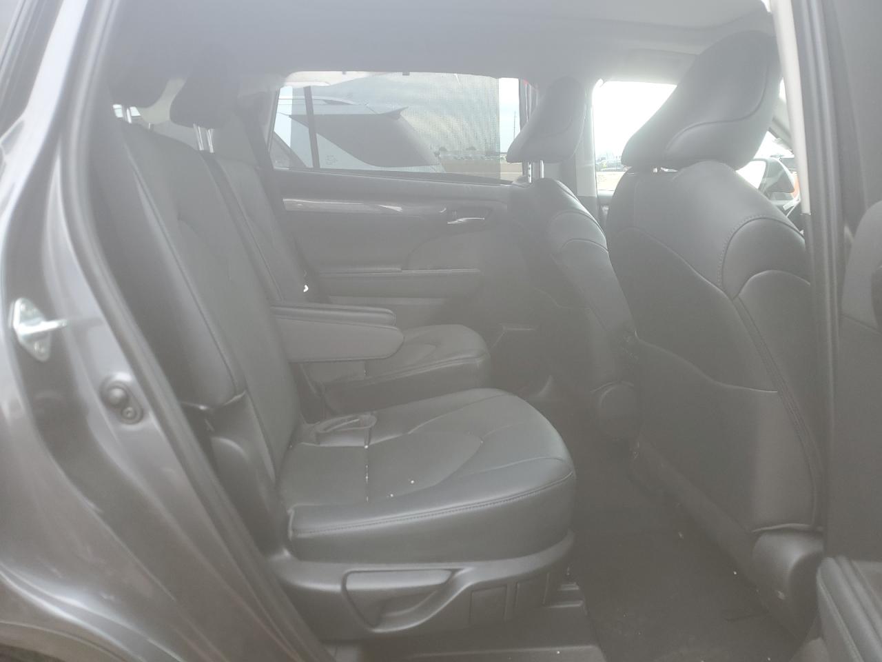 Toyota Highlander 2022