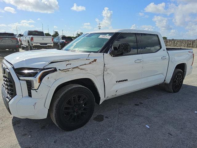 TOYOTA TUNDRA CRE