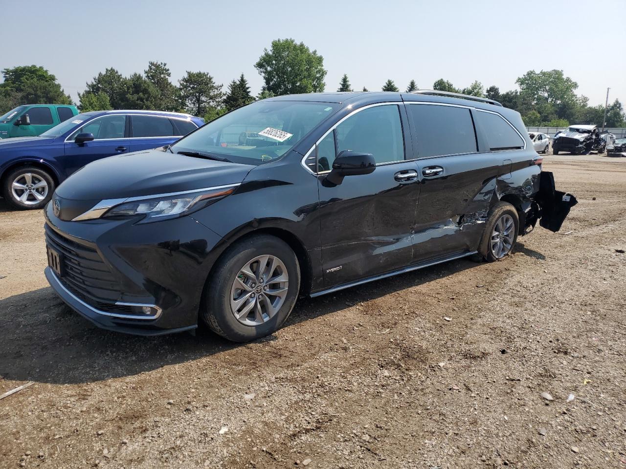 TOYOTA SIENNA XLE