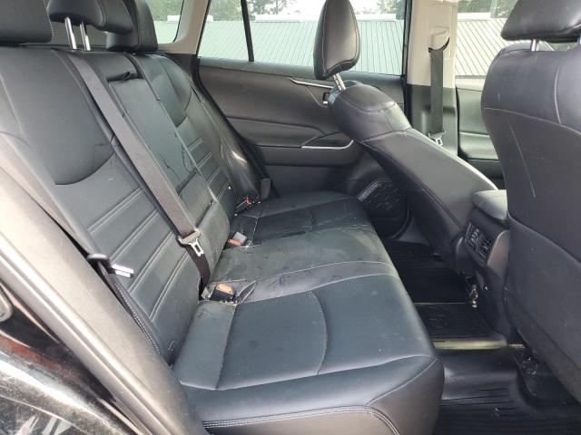 2021 TOYOTA RAV4 XLE P JTMA1RFV0MJ039888