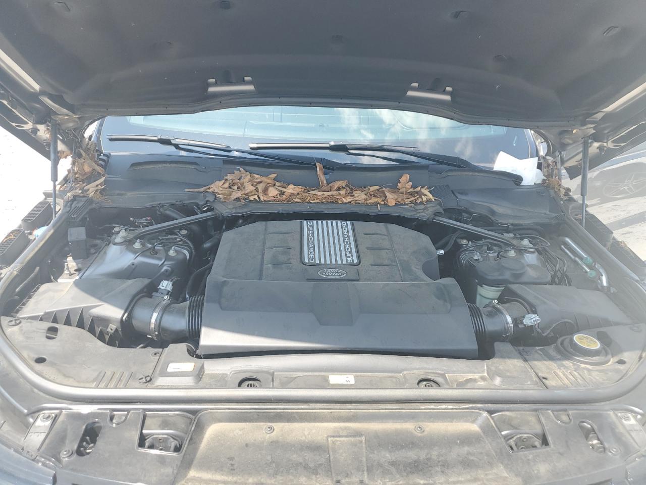 LAND ROVER RANGE ROVER SUPERCHARGED DYNAMIC