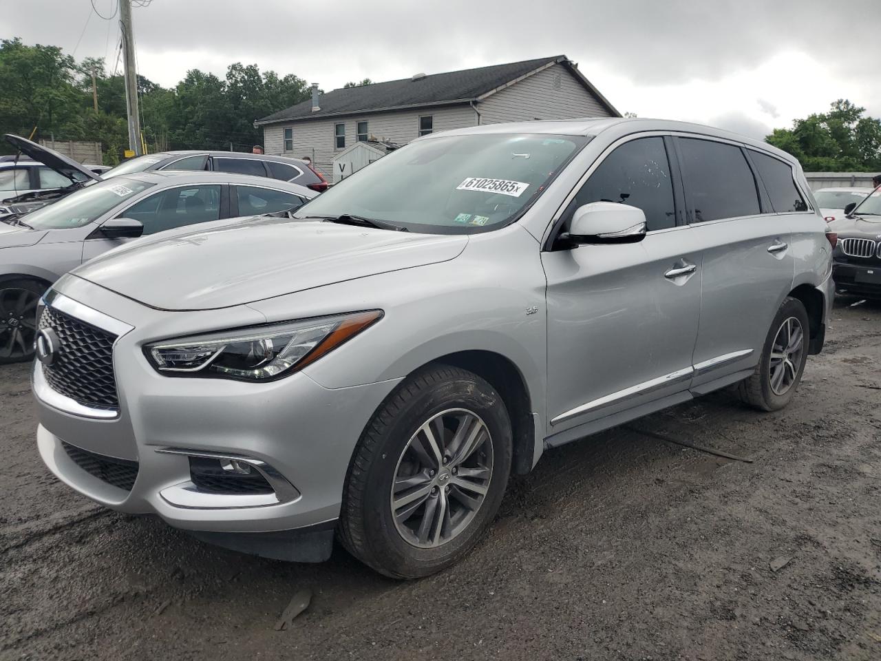 INFINITI QX60 LUXE