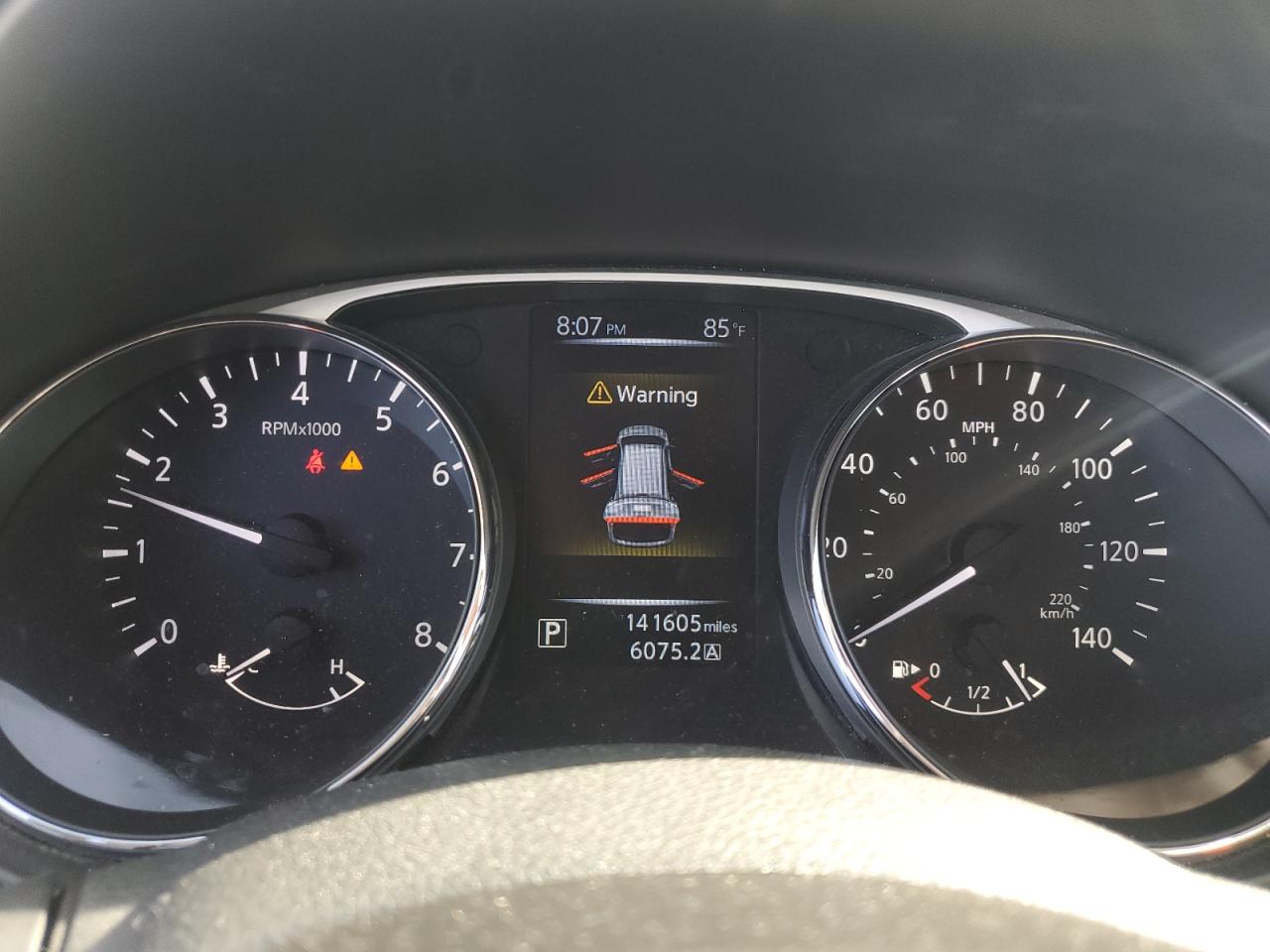 Nissan Rogue s 2015