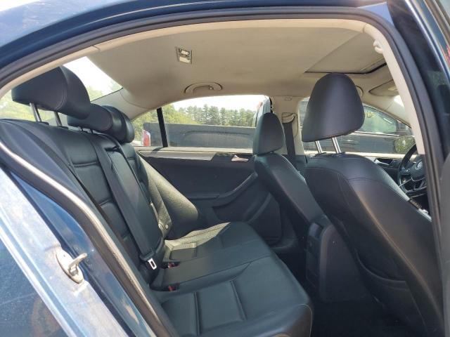 2016 VOLKSWAGEN JETTA SE - 3VWD67AJ4GM395613