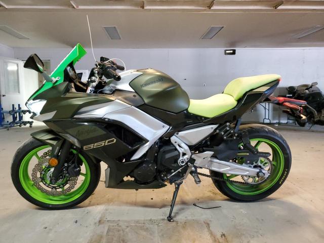 2024 KAWASAKI EX650 P ML5EXEP19RDAC4440