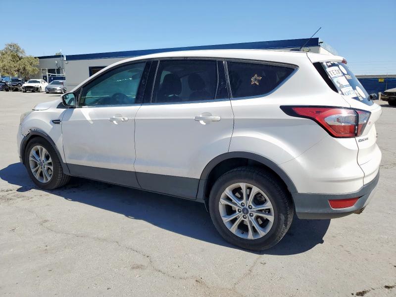 Vin: 1fmcu0gd1hud84977, lot: 59572245, ford escape se 20172