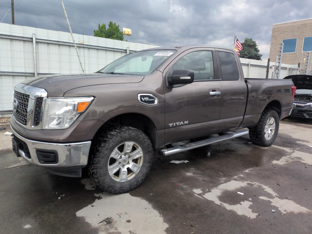 NISSAN TITAN S