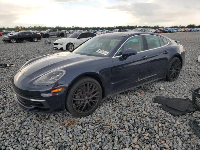PORSCHE PANAMERA 4