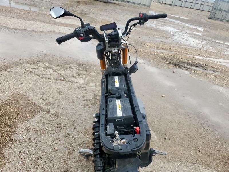 2024 BMW CE 02 WB30C7308RRA74083