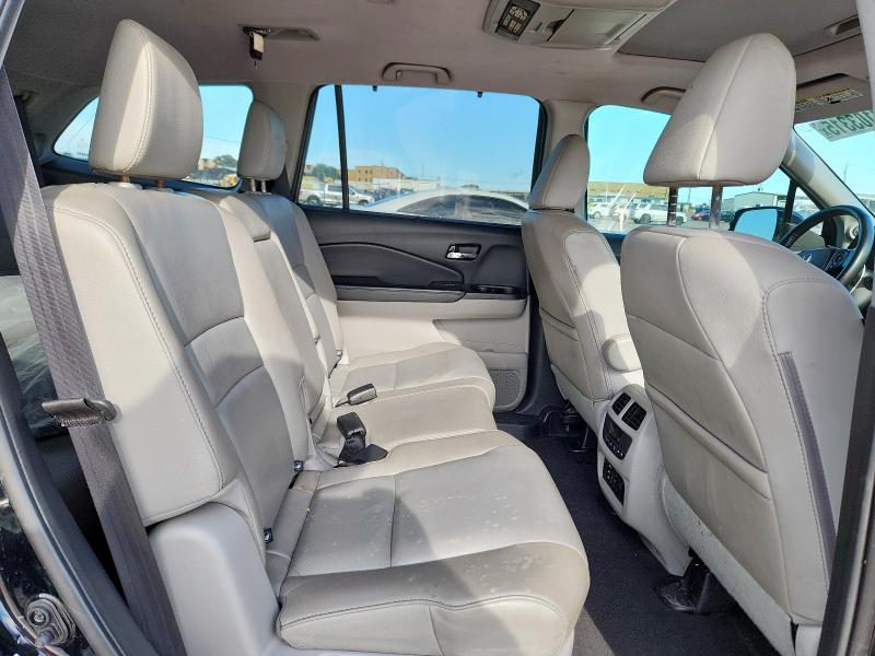 2016 HONDA PILOT TOUR 5FNYF5H99GB025718