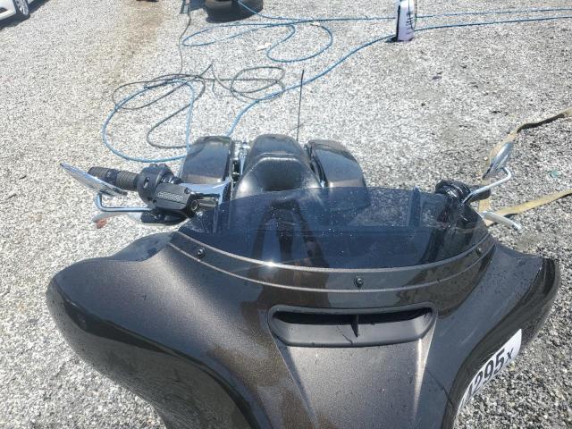 2021 HARLEY-DAVIDSON FLHX 1HD1KBC19MB630560