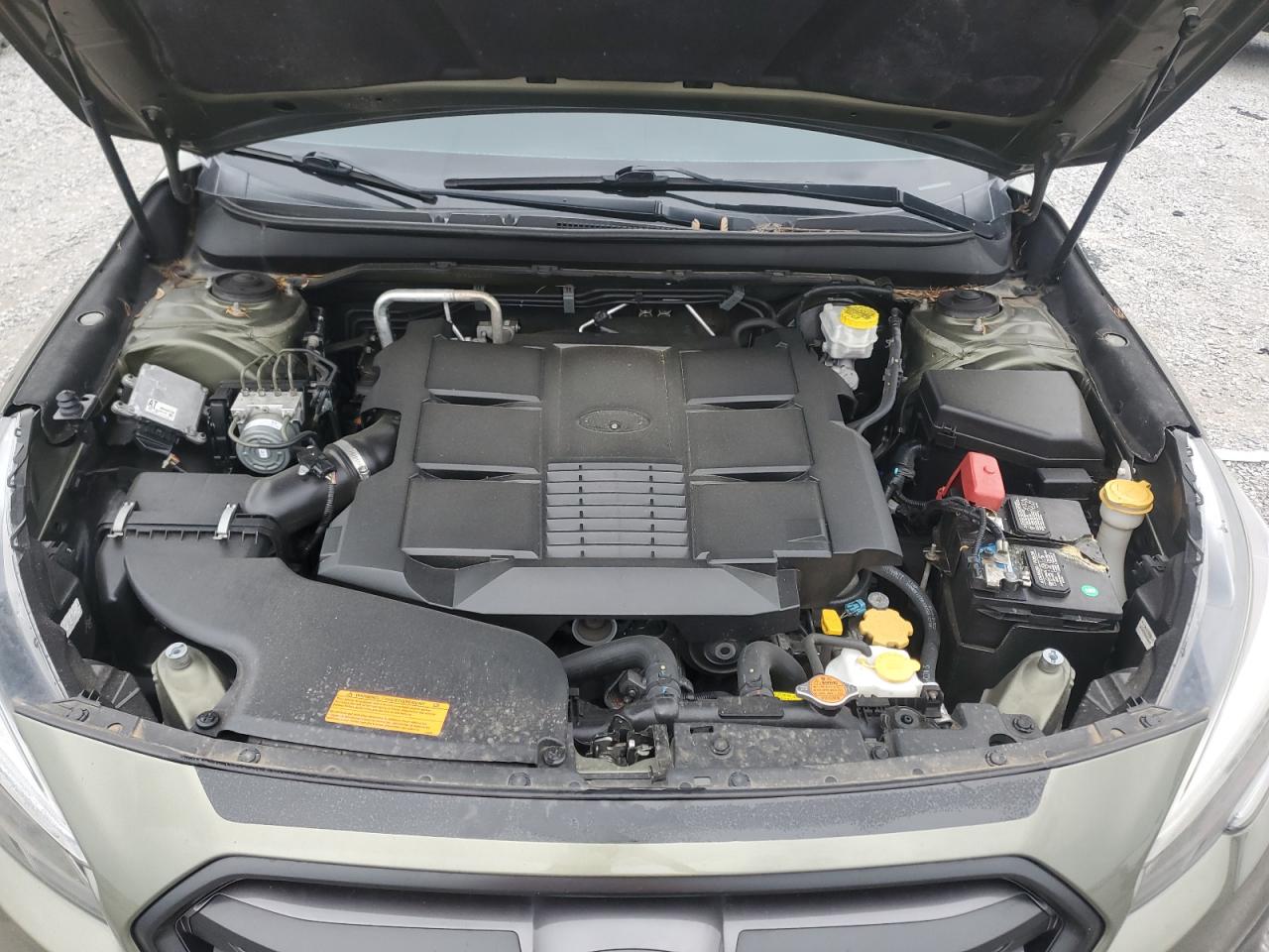 SUBARU OUTBACK TOURING