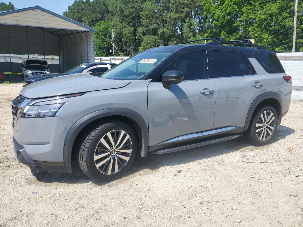 NISSAN PATHFINDER PLATINUM