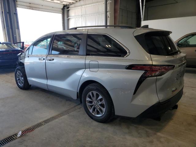 2021 TOYOTA SIENNA XLE 5TDYRKEC3MS027297