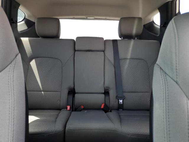 2018 HYUNDAI SANTA FE S 5XYZU3LB2JG519430