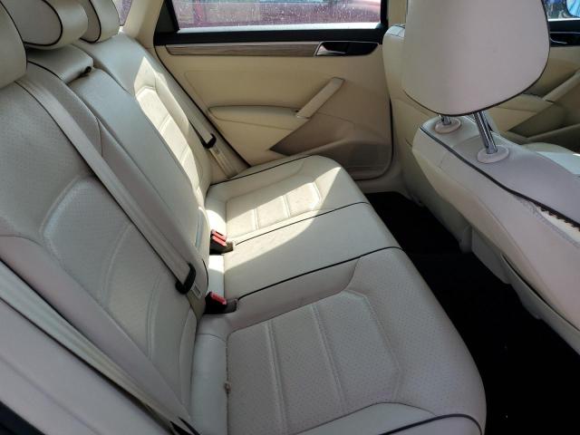 2018 VOLKSWAGEN PASSAT SE 1VWBA7A3XJC021295