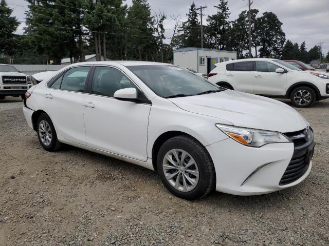 Vin: 4t1bf1fk2hu332561, lot: 60039135, toyota camry le 20174